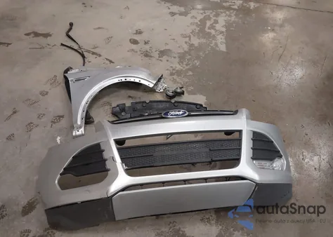 2015 Ford Escape Se z USA, uszkodzony, nr VIN 1FMCU9GX1FUA33014